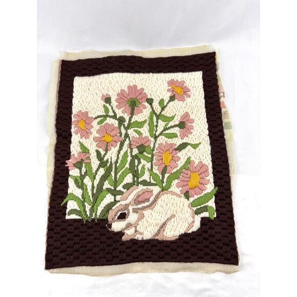 Needlepoint Bunny Portrait Flowers Rabbit Bernat 1970s Unframed 14"x17.5" - Picture 1 of 9